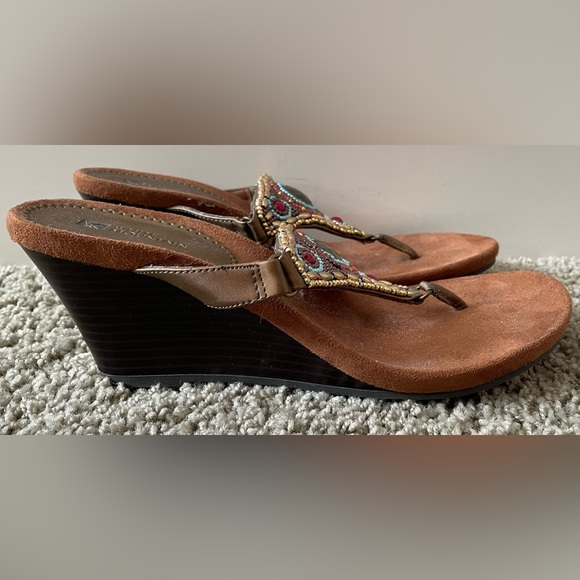 NWT White Mountain Beaded Wedge Sandals - Picture 4 of 7